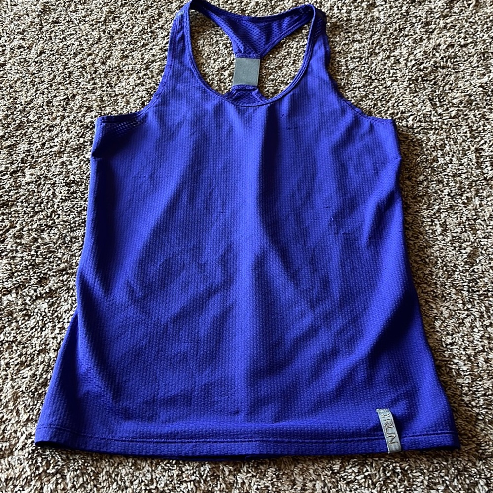 Women’s, under armor, razor back, size medium, tank top